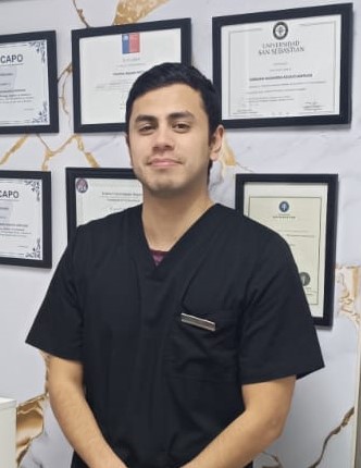 Dr. Raúl Ceballos
